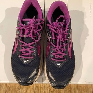 Brooks Ravenna 8, only used for running